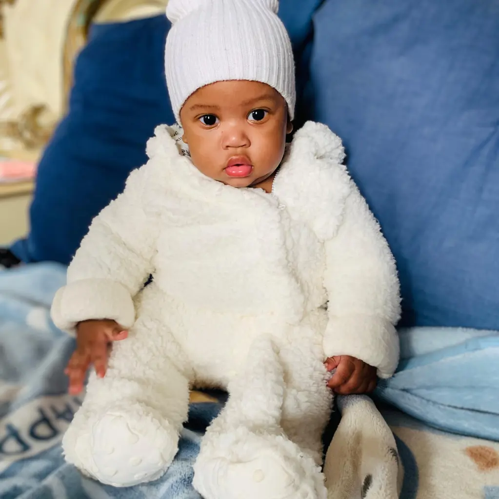  Iyazi